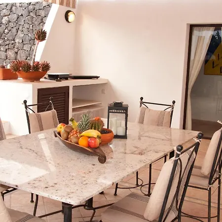 Yuca 13 * Costa Teguise