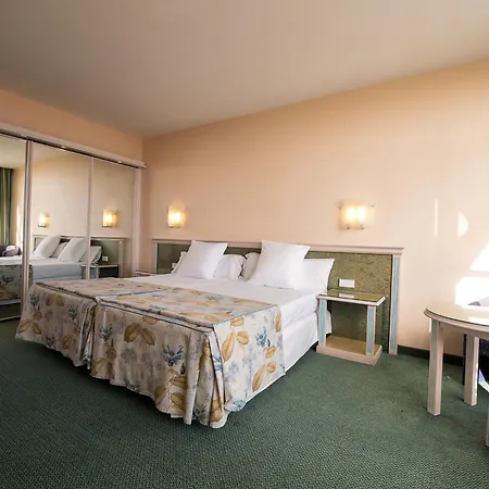 Beatriz Costa & Spa Costa Teguise