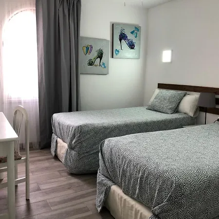 Apartment Con Piscina Y Vistas -le Petit Paradis