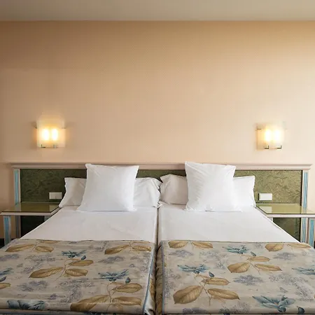 Hotel Beatriz Costa & Spa 4*