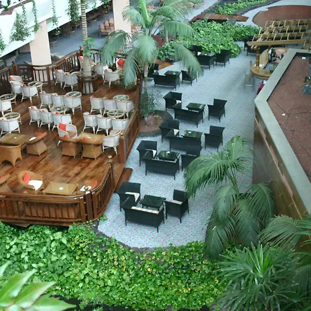 Beatriz Costa & Spa Hotel 4*