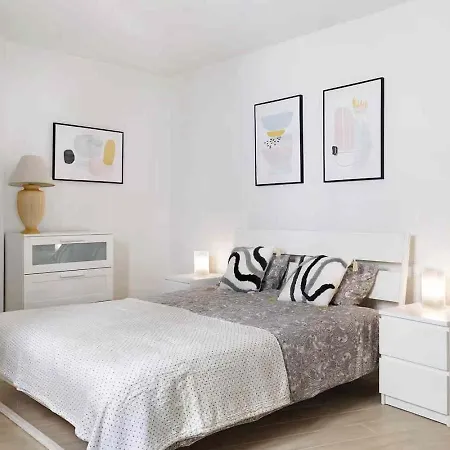 La Roca Apartment *