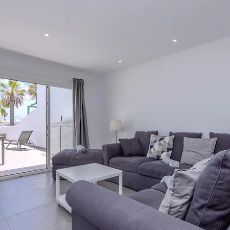 Sea Breeze Two Bedroom Apartament