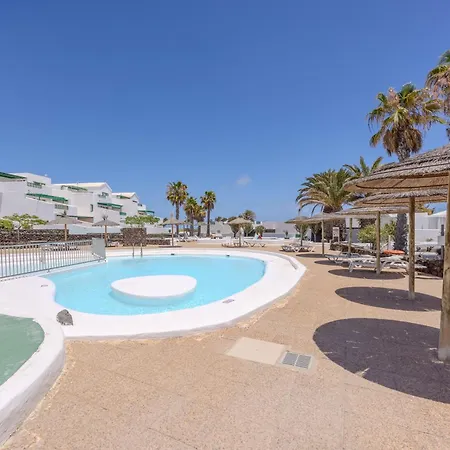 Sea Breeze Two Bedroom Apartament Costa Teguise