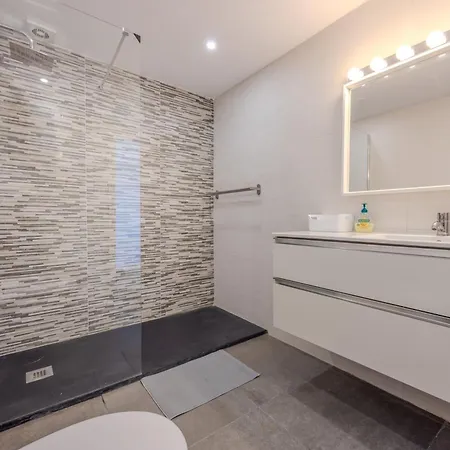 Sea Breeze Two Bedroom * Costa Teguise