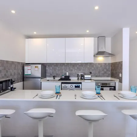 Apartament Sea Breeze Two Bedroom *
