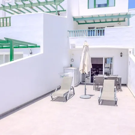 Sea Breeze Two Bedroom * Costa Teguise