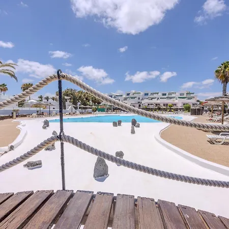 Sea Breeze Two Bedroom * Costa Teguise