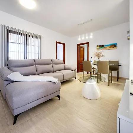 Casa Yare, Shared Pool, Air-con, Fast Wifi Costa Teguise