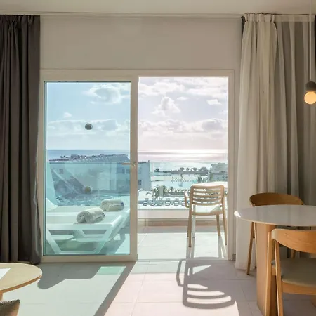 Radisson Blu Resort, Lanzarote Adults Only 4* Costa Teguise