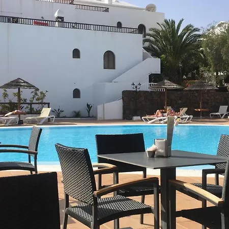 Apartment Daruma Costa Teguise
