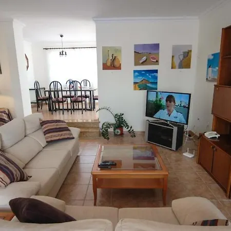Casa Angelica - High Quality 4 Bedroom - With Wifi And Great Pool Area Villa Costa Teguise