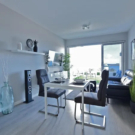 Holyhome Beach Apartment *