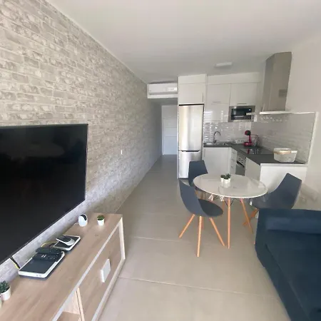 Apto Rebeca By Hh Aa, Wifi & Pool Apartment *