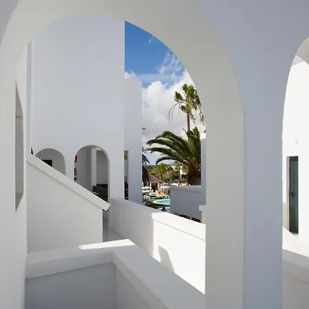 Nazaret Sol Costa Teguise