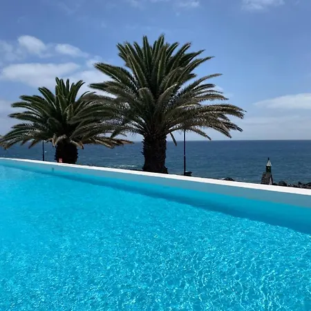 Sol Eterno - Luxury Aparmtent With Direct Oceanview And Extra Services Apartment *