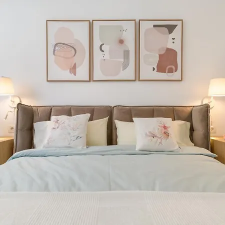 Sol Eterno - Luxury Aparmtent With Direct Oceanview And Extra Services Apartment