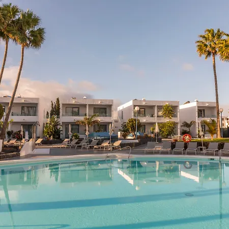 Oasis Lanz Beach Mate Hotel 4*