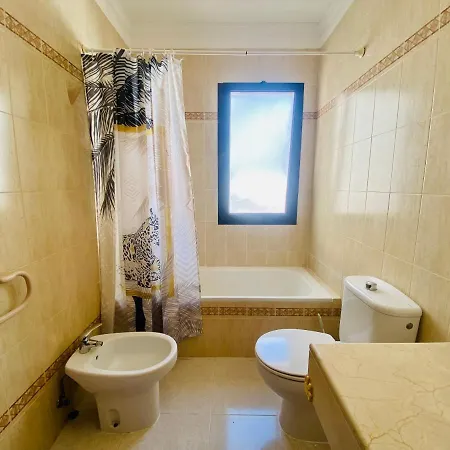 Casa Inma Piteras. Sol Y Agua