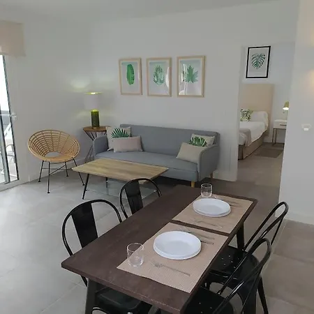 Pequeno A Solo 150 Metros Del Mar. Apartment