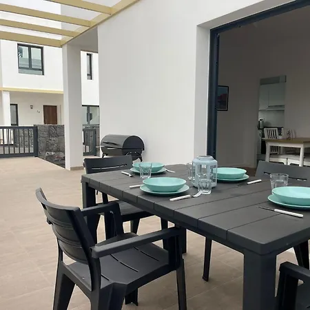 Vilă Patricia By Vulcano Homes Costa Teguise
