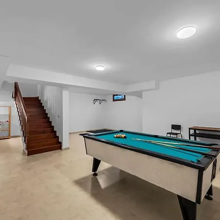 Villa Nica