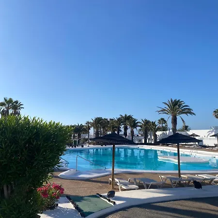 Apartamento First Floor With Sea View, Costa Teguise