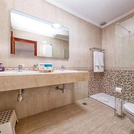Casa Yare, Shared Pool, Air-con, Fast Wifi * Costa Teguise