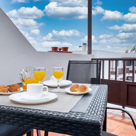 Case de vacanță Casa Yare, Shared Pool, Air-con, Fast Wifi *