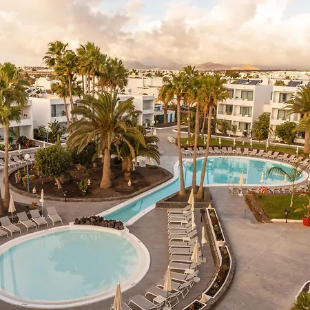 Oasis Lanz Beach Mate Hotel