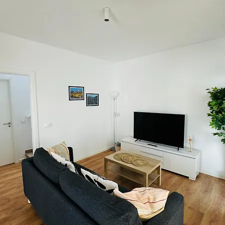 Vilă Patricia By Vulcano Homes