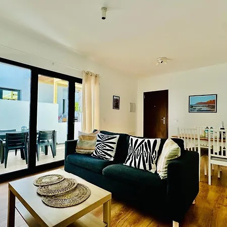 Patricia By Vulcano Homes Vilă *