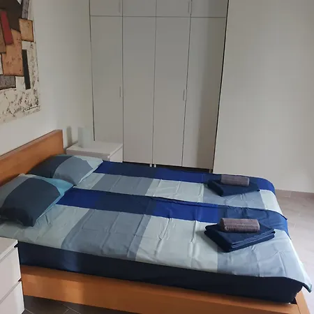 Apartment Ruhige Fuer 4 Personen *