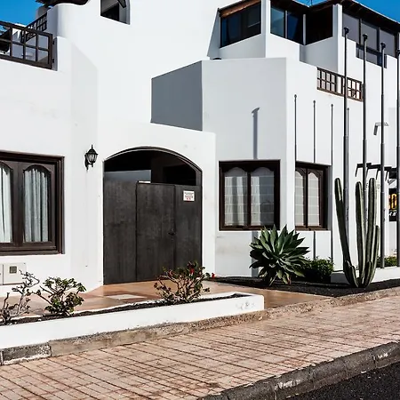 Vivienda Vacacional Golden Sun Apartment *