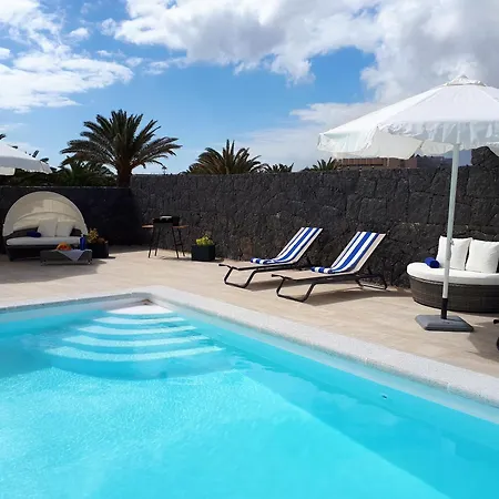 Сasa de vacaciones Casa Volcanes Costa Teguise