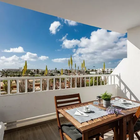 The Colors House, 629 - Private * Costa Teguise