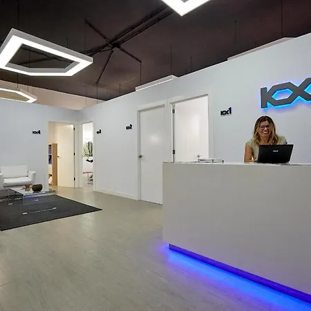 Hotel Sands Active