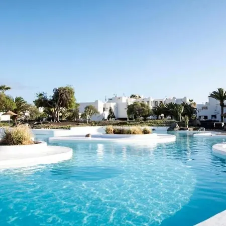 Little Gem Apartment, Molinos Apartment *
