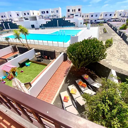 Casa Inma Piteras. Sol Y Agua